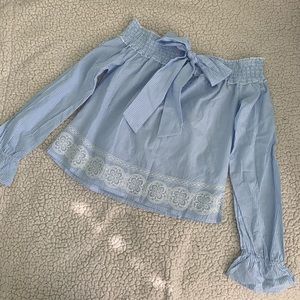 NWT living doll Top ✨